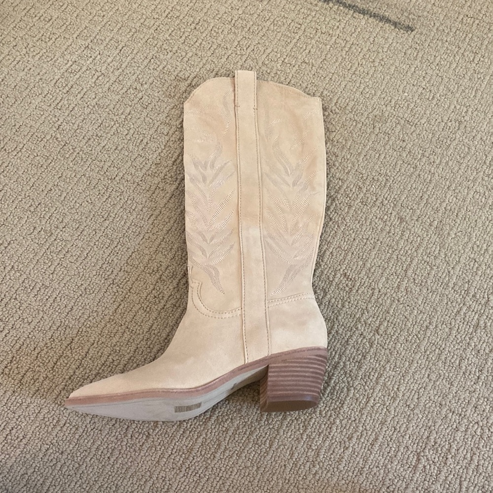 Dolce Vita Solei Boots in Dune